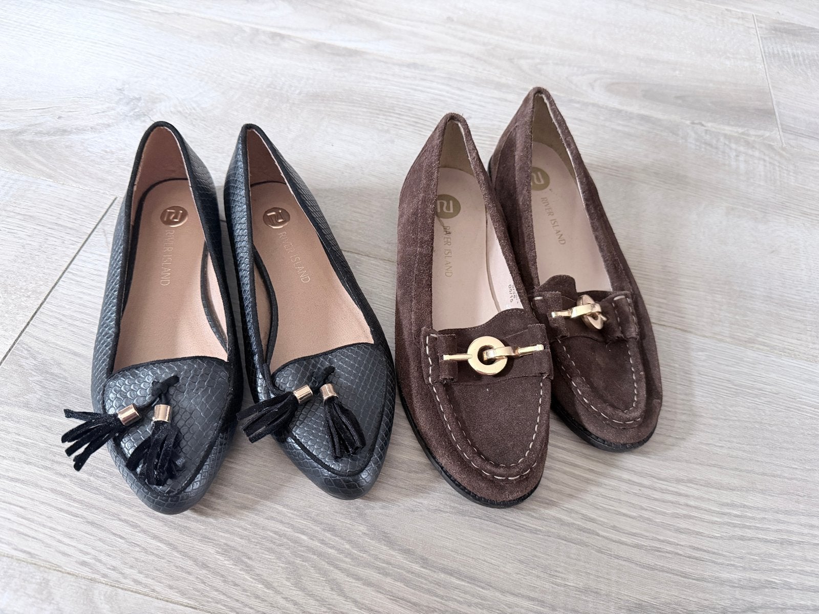 2 paar dames loafers - maat 38 & 38,5, Ophalen, Gedragen, Zwart, Instappers