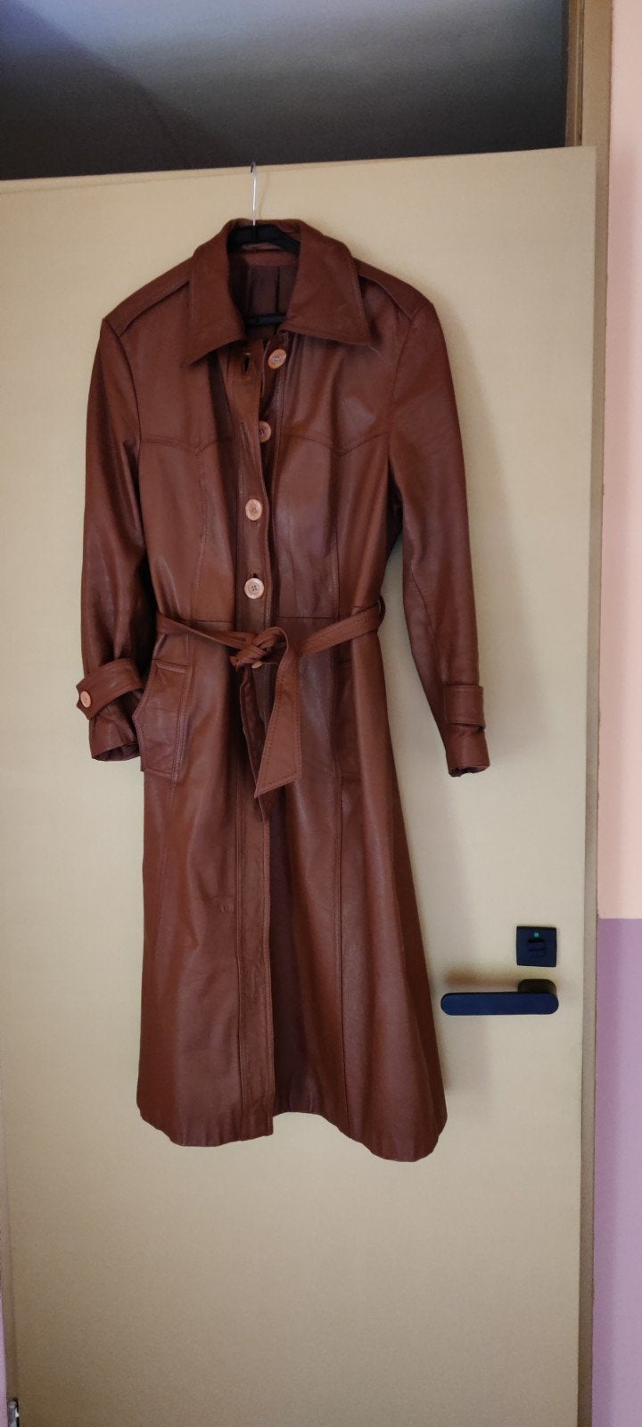 vintage seventies leren trenchcoat, Kleding | Dames, Ophalen, Zo goed als nieuw, Maat 38/40 (M), Bruin