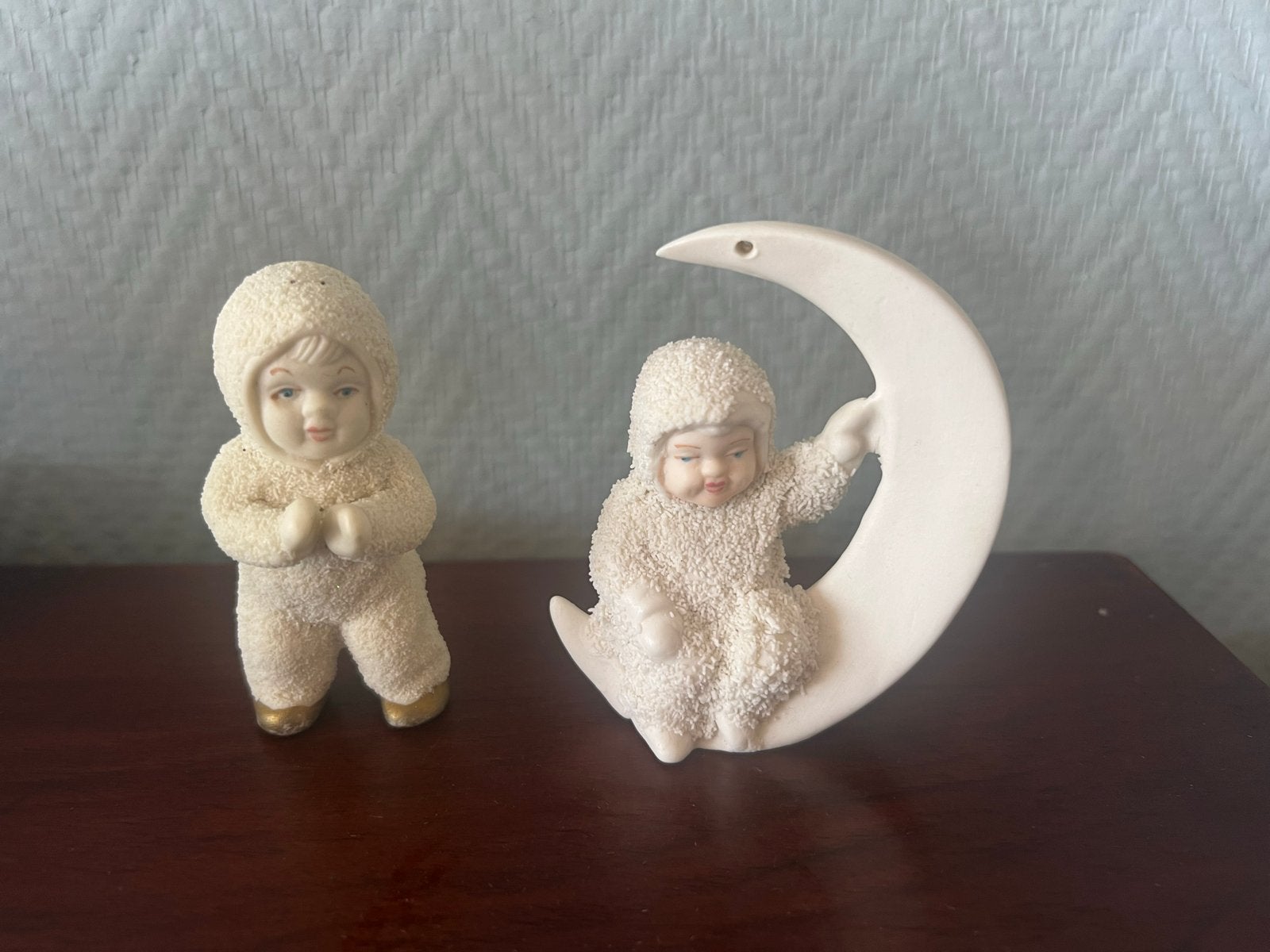 Twee vintage snowbabies Engel en Maanbaby, Ophalen of Verzenden, Zo goed als nieuw, Mens