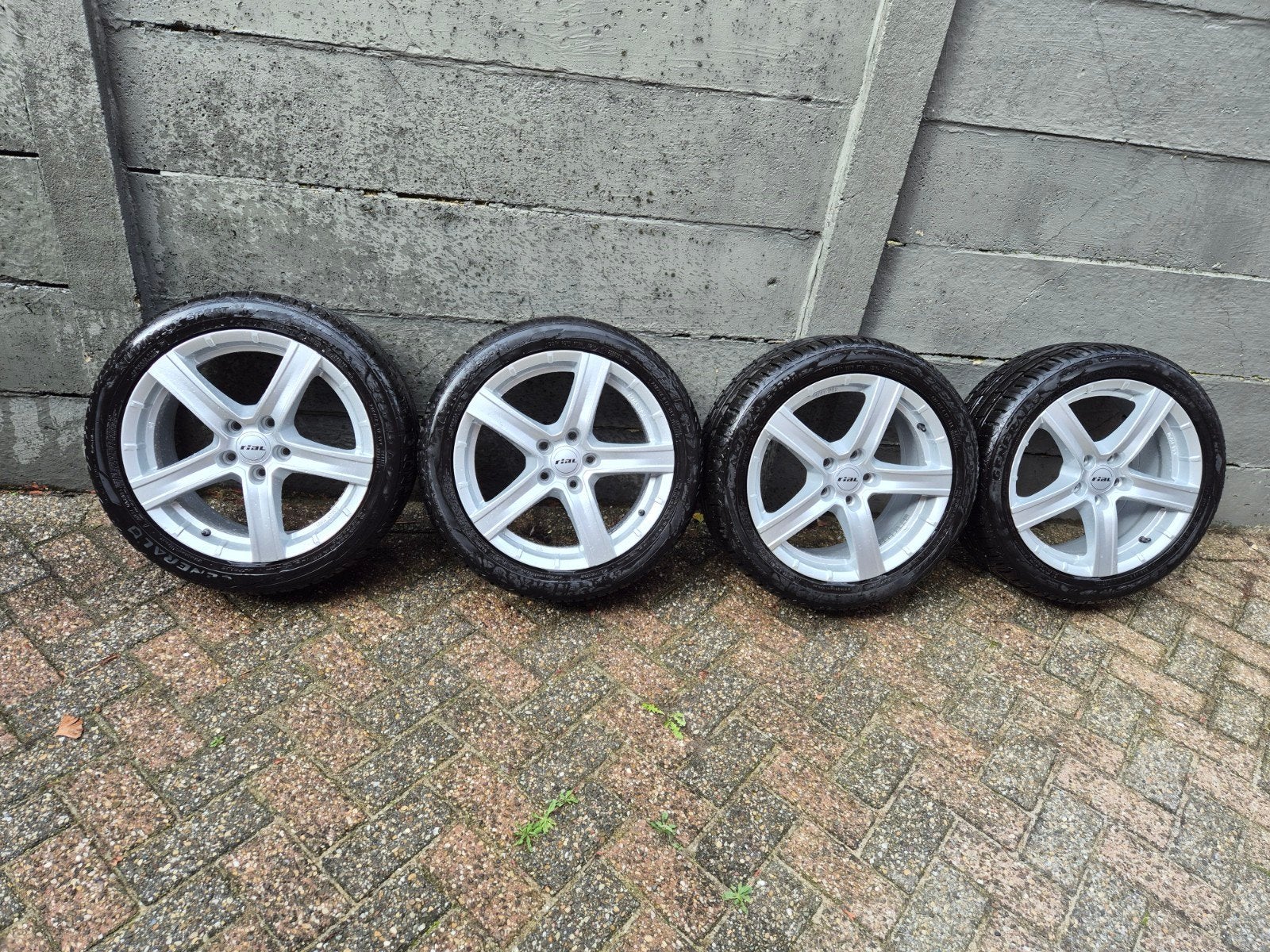17 inch lichtmetalen velgen met z.g.a.n. banden (5x112), Ophalen, Gebruikt, Banden en Velgen, 17 inch