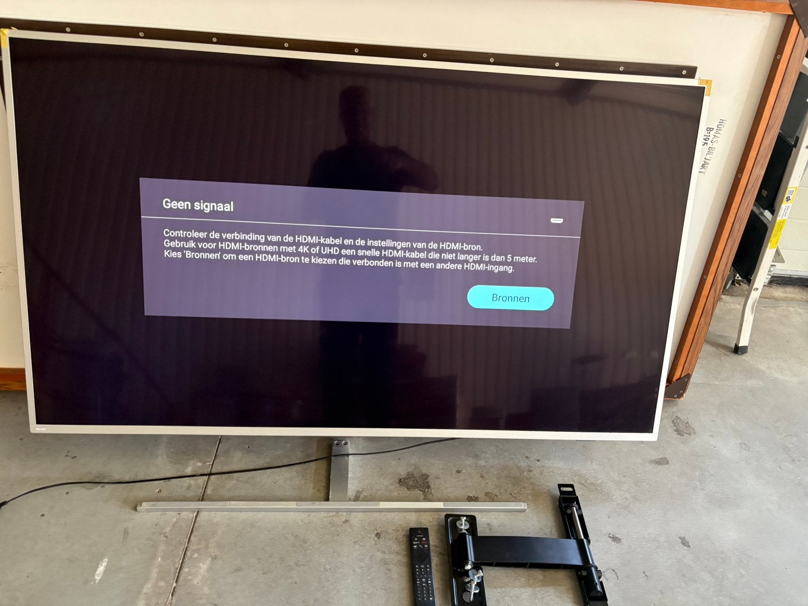 Philips 65 inch 4K Ambilight Smart TV 65PUS8505/12 + muurrb., Ophalen of Verzenden, Zo goed als nieuw