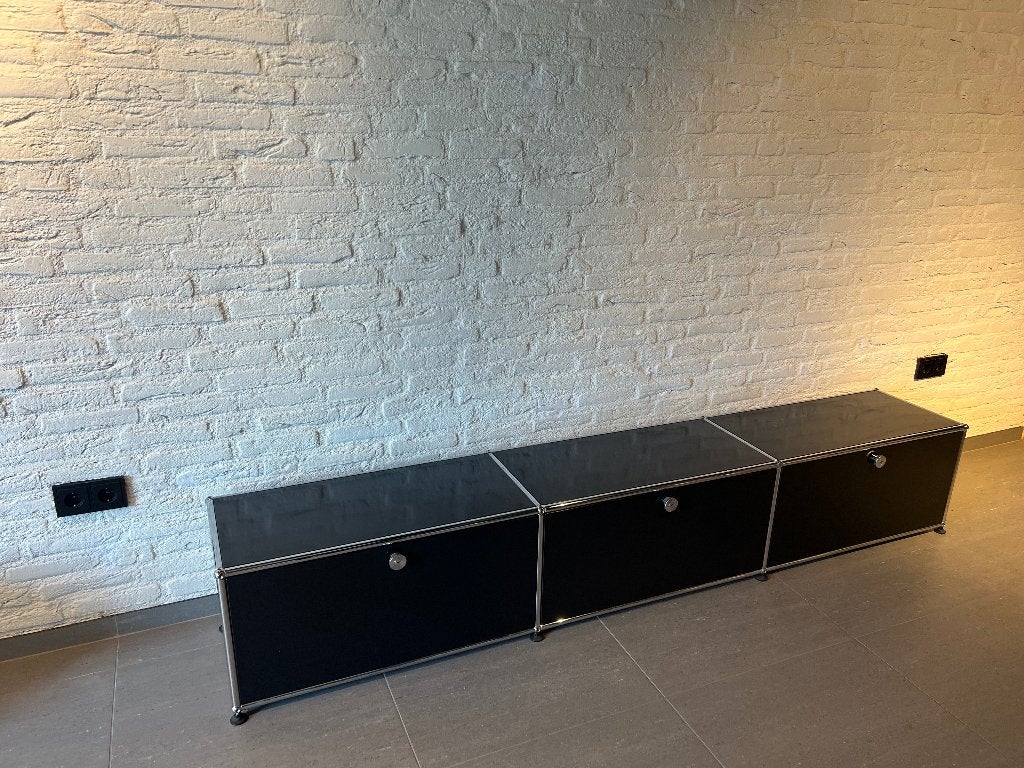 USM haller TV dressoirkast 3x breed 1x Hoog - Graphite Zwart, Huis en Inrichting, Ophalen, Zo goed als nieuw, 200 cm of meer, Metaal