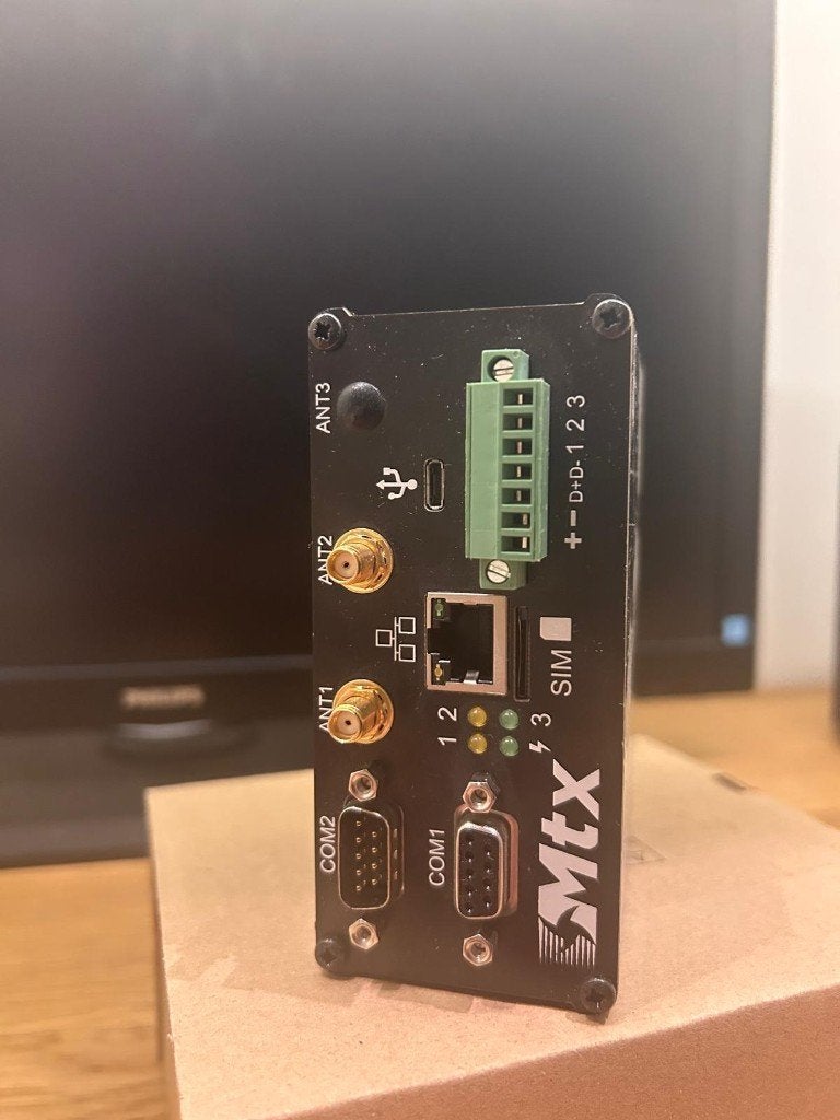MTX 4G Router Gateway with Node Red, Ophalen of Verzenden, Zo goed als nieuw, Router, MTX