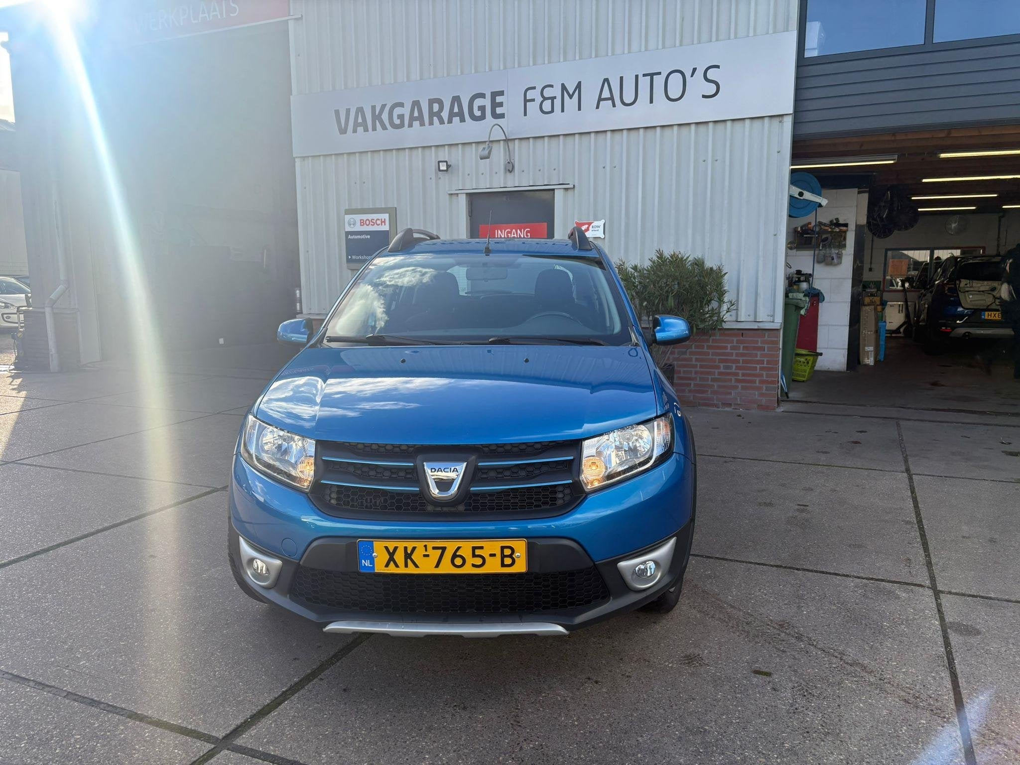 Dacia Sandero 0.9 TCe Stepway Lauréate, Auto's, Voorwielaandrijving, Stof, Gebruikt, 31 €/maand