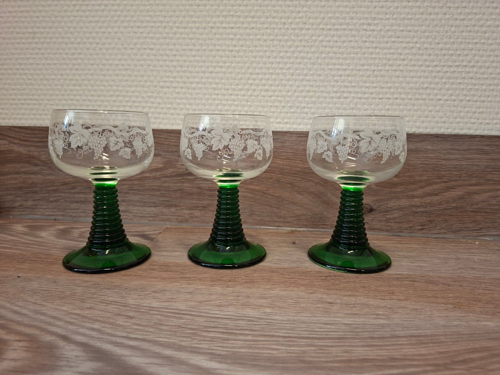 Set van 3 Vintage Luminarc Roemer Wijnglazen - Groene Voet, Ophalen
