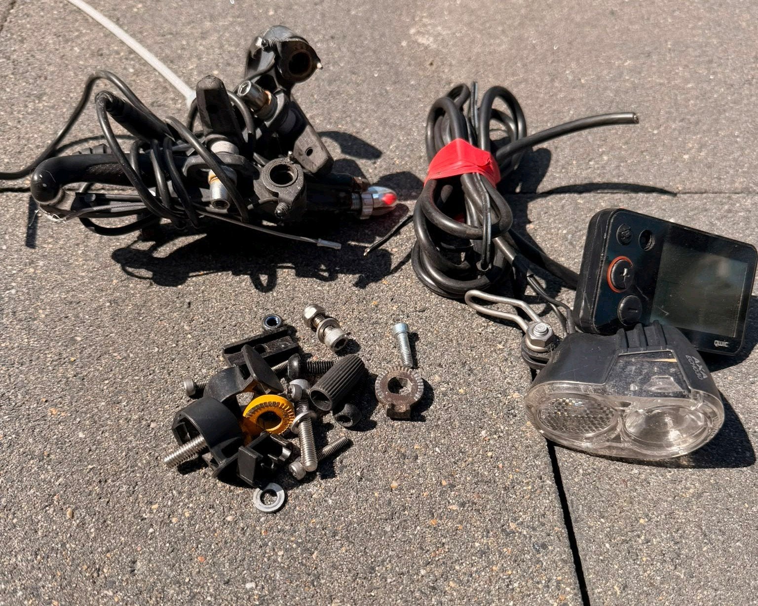 Qwic elektrische fiets onderdelen, Ophalen