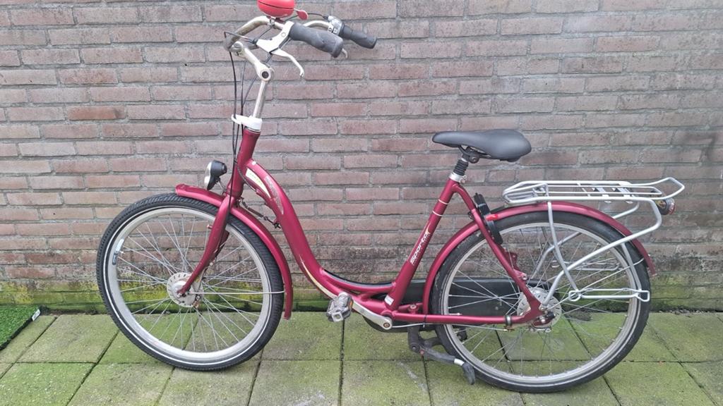 Damesfiets met lage instap, Fietsen en Brommers, Fietsen | Dames | Damesfietsen, 53 tot 56 cm, Versnellingen, Batavus, Ophalen of Verzenden
