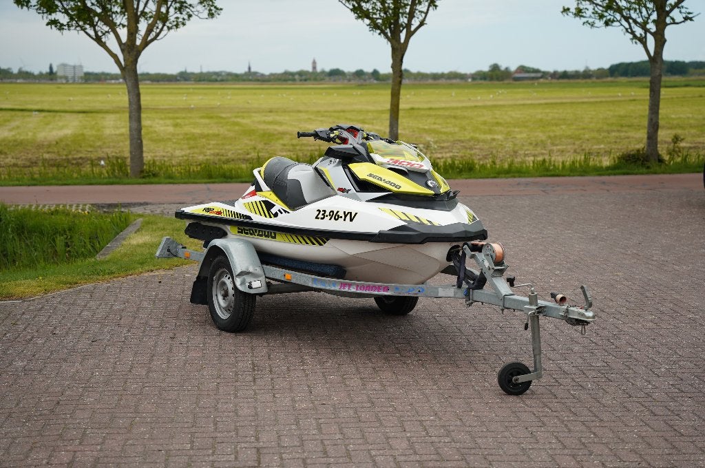 Sea-Doo RXP-X 300 RS | 133 uur | 2016 | Inclusief trailer, Ophalen, Zo goed als nieuw, Benzine, 200 pk of meer