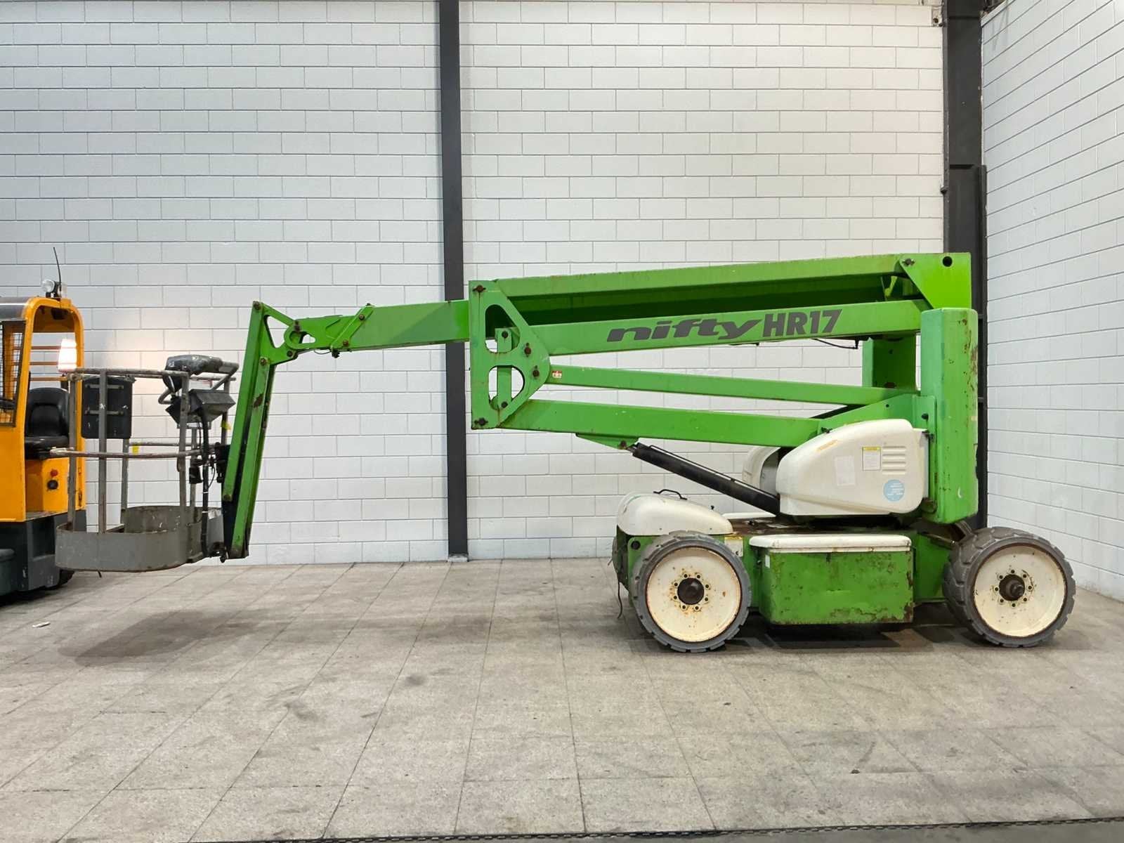 Nifty Lift - 2009 - HR17 NDE - Hoogwerker