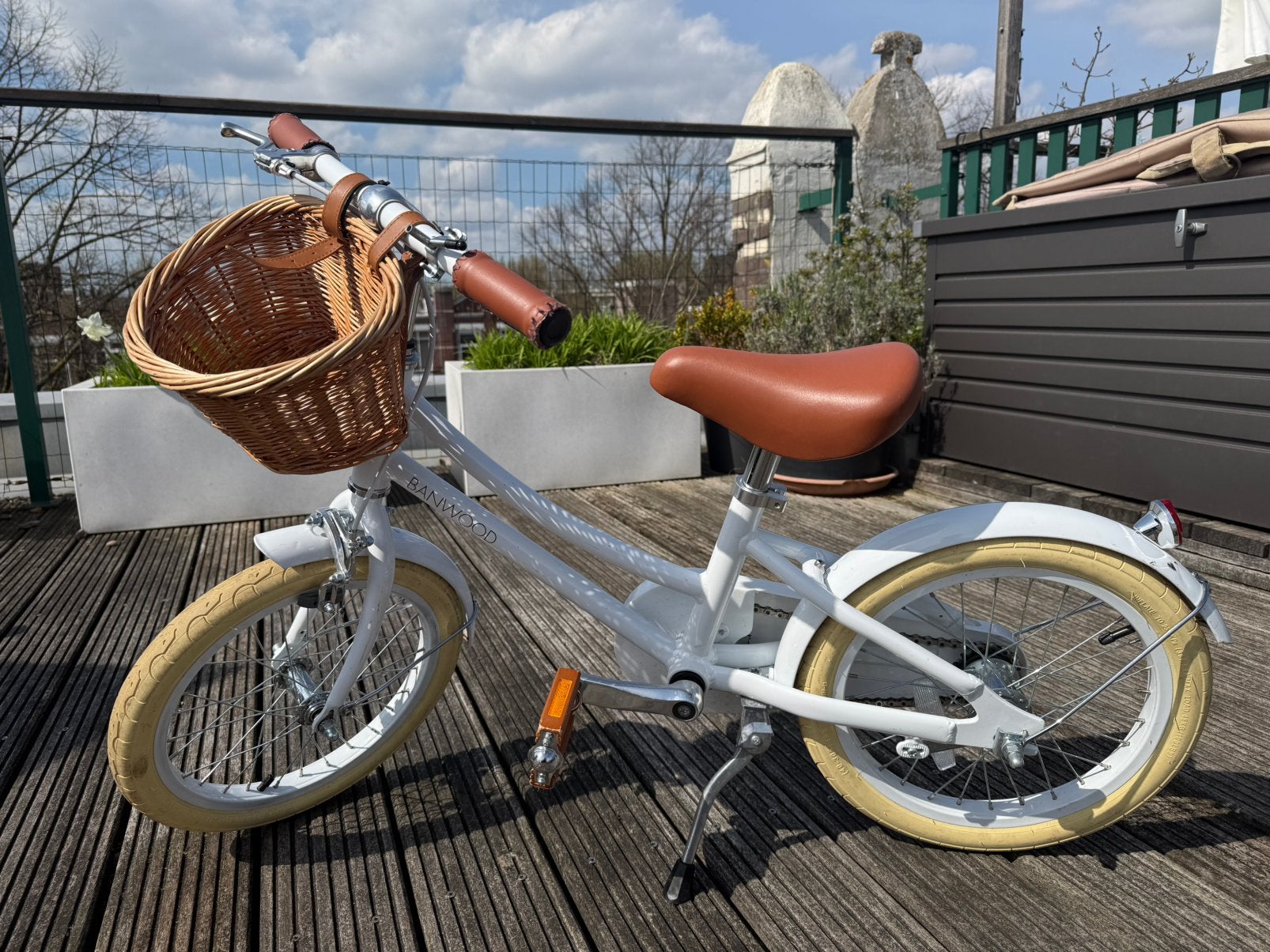 Banwood Classic kinderfiets 16" – wit, Fietsen en Brommers, Ophalen, Gebruikt, Minder dan 16 inch, Zijwieltjes