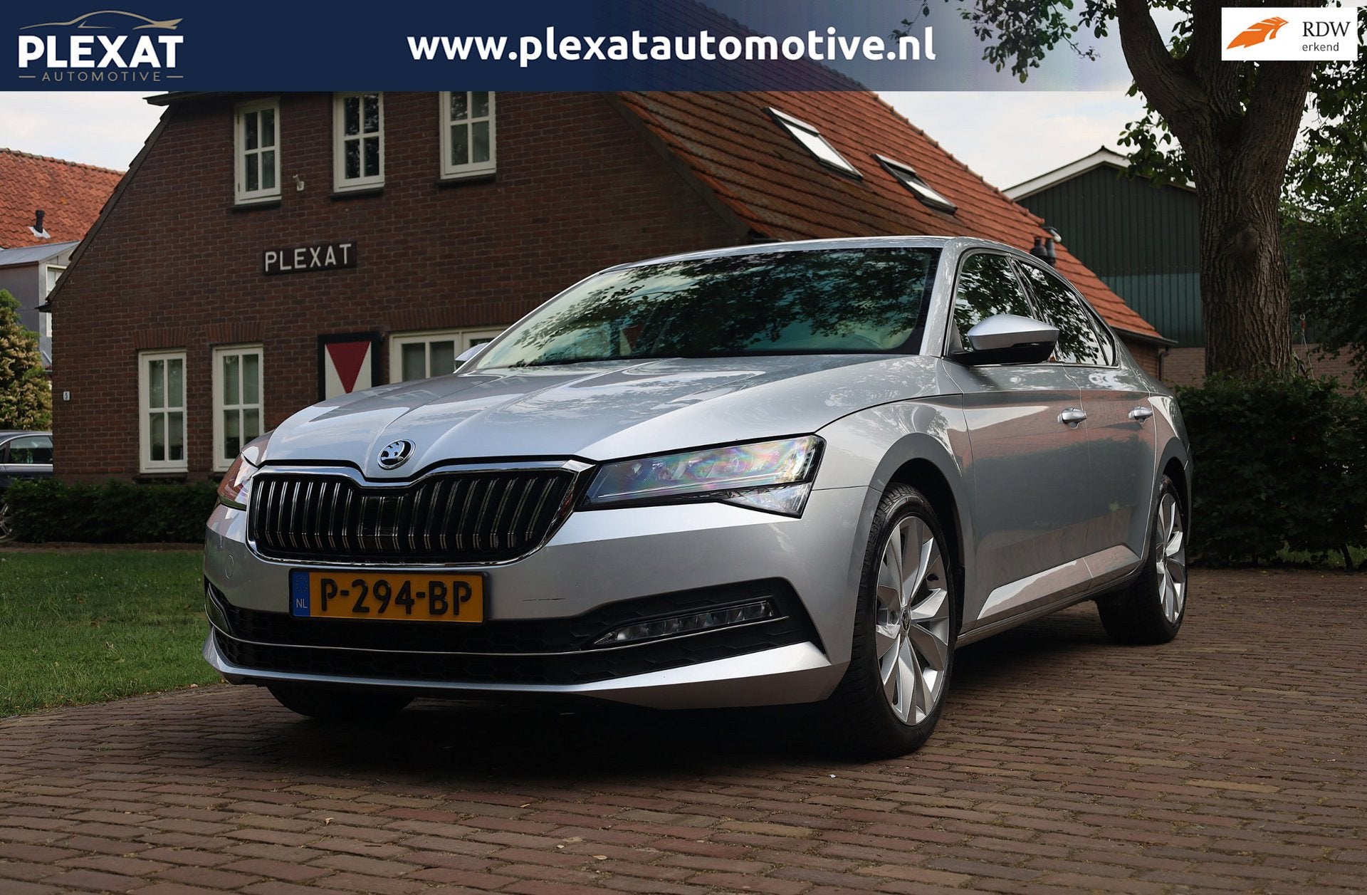 Skoda Superb 1.5 TSI ACT Business Edition Aut. | Stoelverwar, Auto's, Automatische klimaatregeling, 4 cilinders, 150 pk, Origineel Nederlands