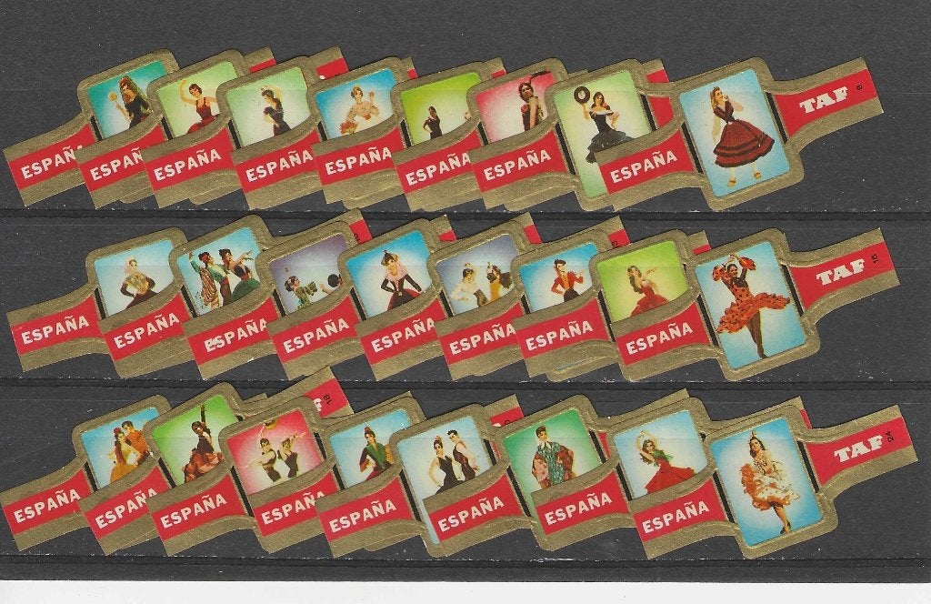 reeks  3033  klederdracht 1-24    sigarenbanden, Ophalen of Verzenden, Zo goed als nieuw, Sigarenbandjes