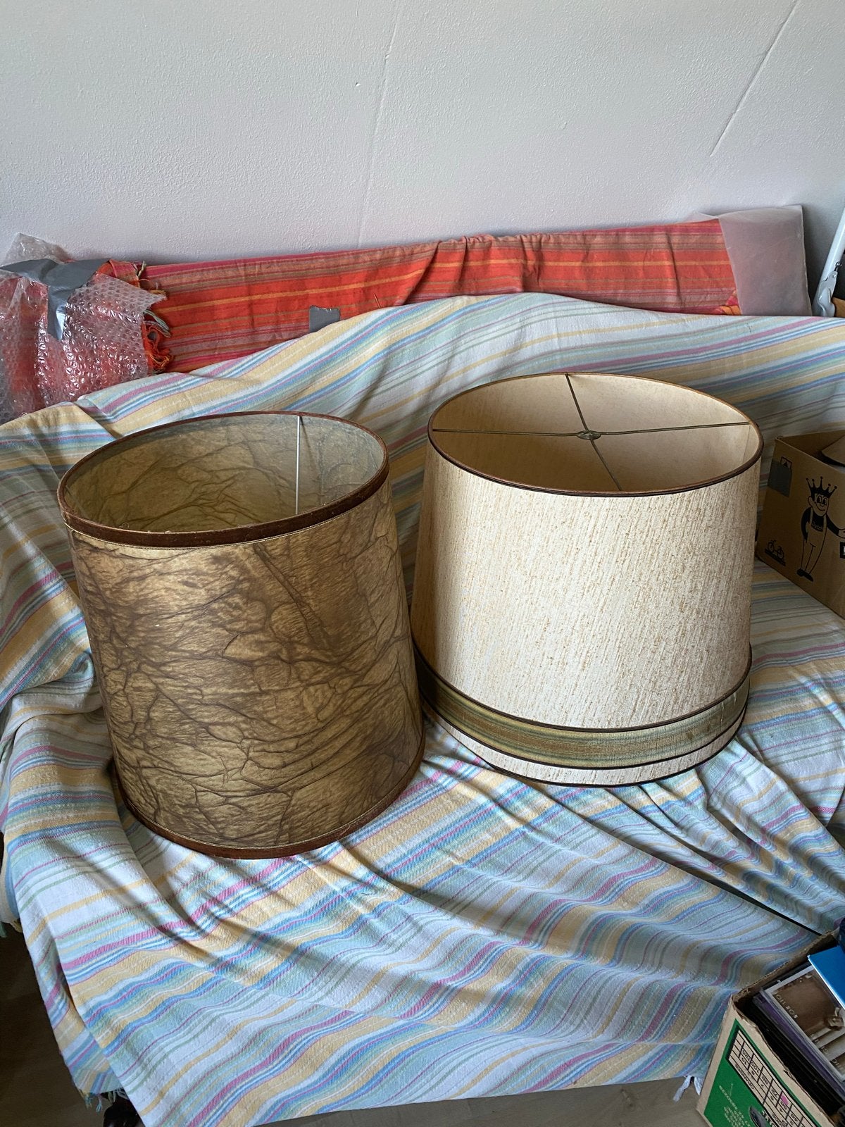 3 midden groot tot groot Vintage Lampenkappen, Ophalen
