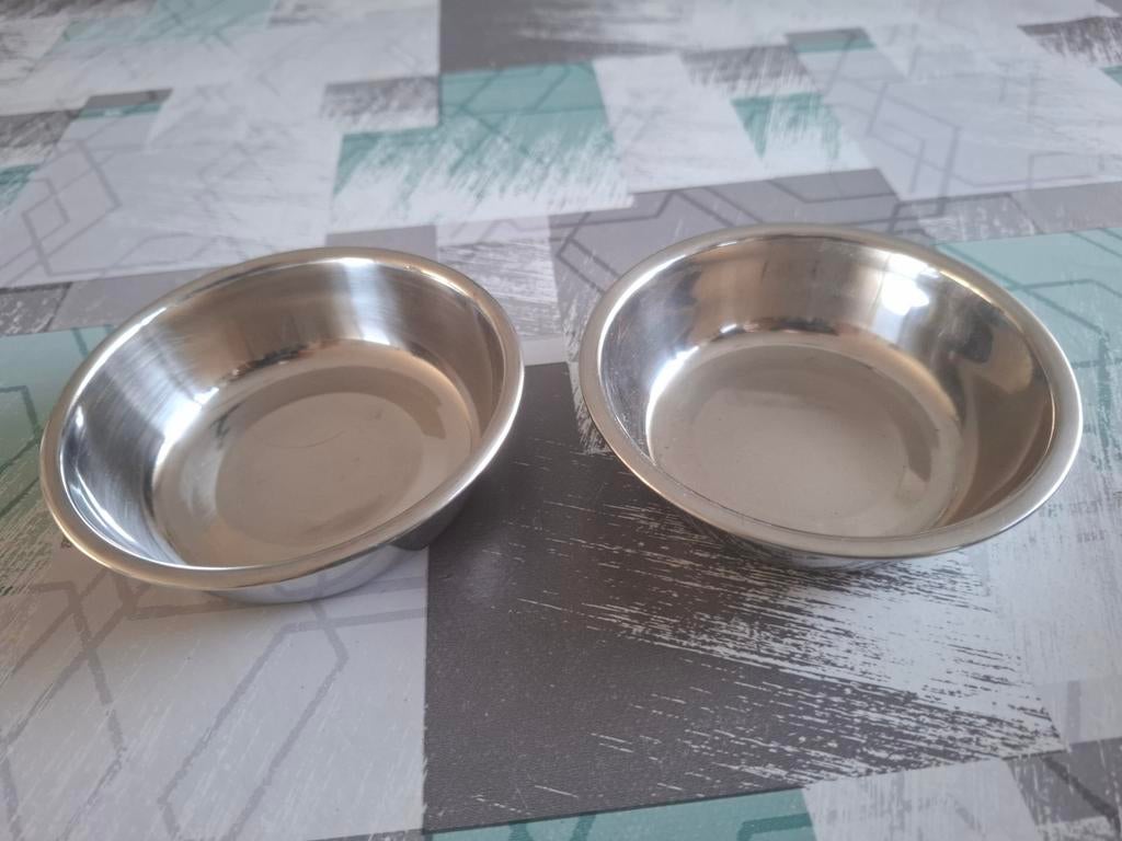 Hond of kattenbakjes, Dieren en Toebehoren, Ophalen of Verzenden, Zo goed als nieuw