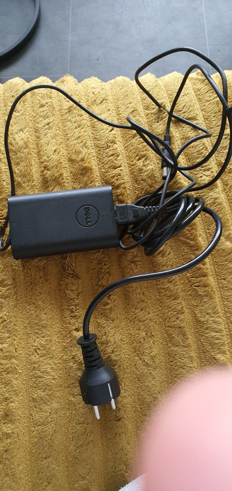 Dell laptop oplader - Gebruikt, Ophalen of Verzenden, Gebruikt, Dell