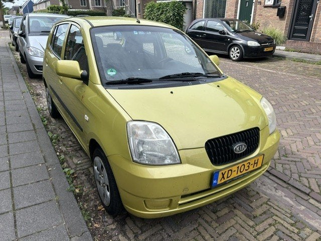 Kia Picanto 1.1 48KW 2005 Geel Euro4 APK 16-01-2027 !!!!!, Auto's, 4 cilinders, Geel, Handgeschakeld, Metallic lak