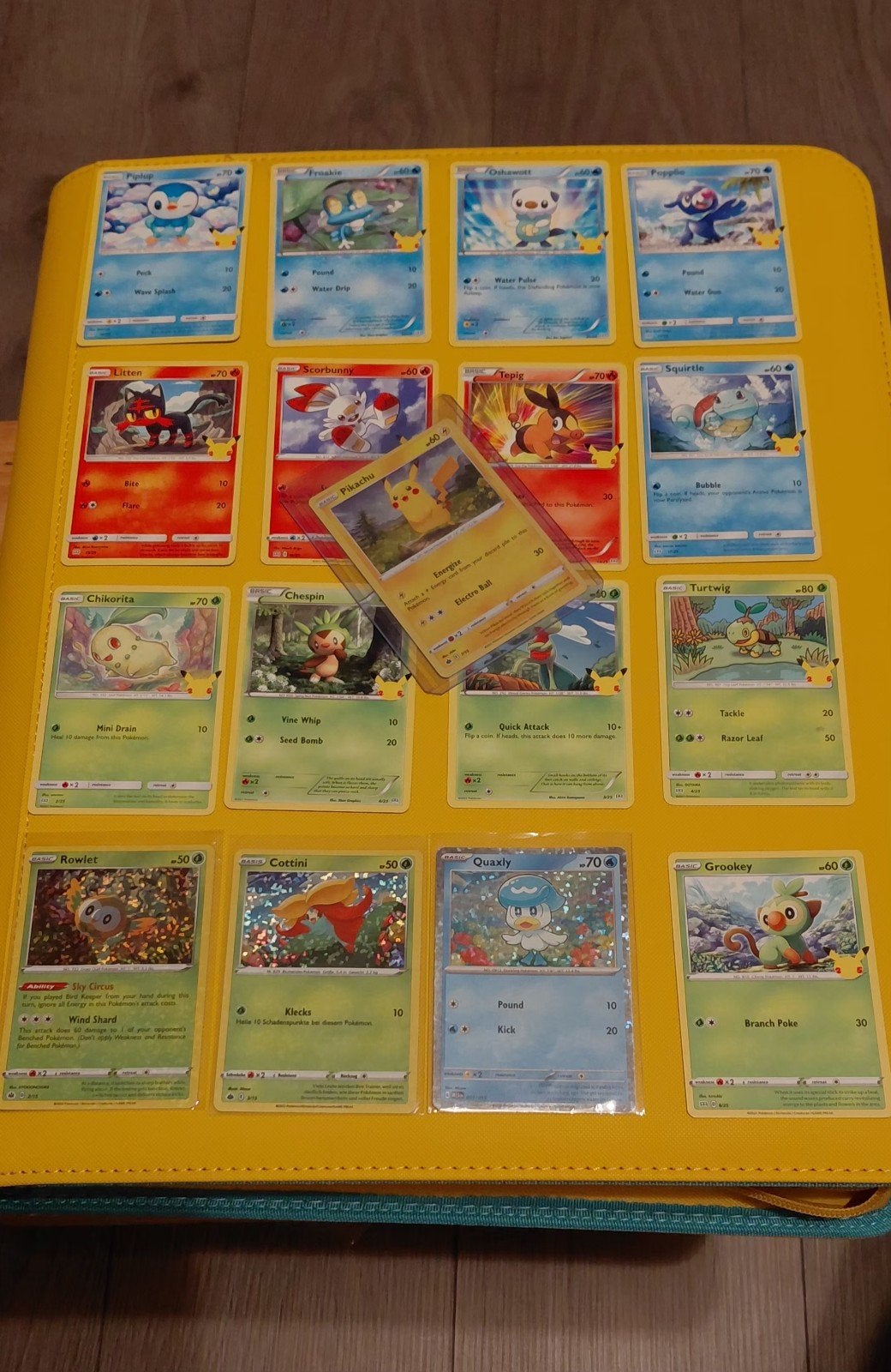 Pokémon Kaarten 25th anniversay  McDonalds 2021, Ophalen of Verzenden, Zo goed als nieuw, Meerdere kaarten