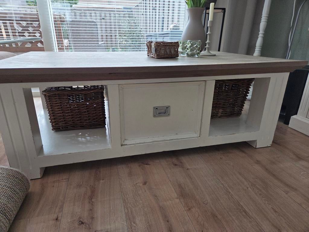 Salontafel richmond, Ophalen