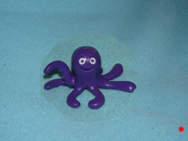 1 EURO OF GRATIS Stretch de paarse inktvis uit Toy Story 3, Verzamelen, Ophalen, Overige figuren, Zo goed als nieuw, Beeldje of Figuurtje