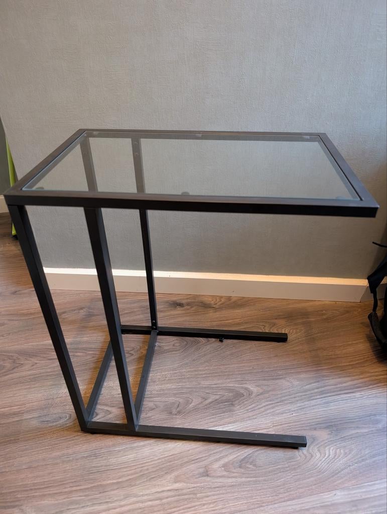Bijzettafel metaal met glazen blad, Gebruikt, Metaal of Aluminium, 55 tot 75 cm, Rechthoekig