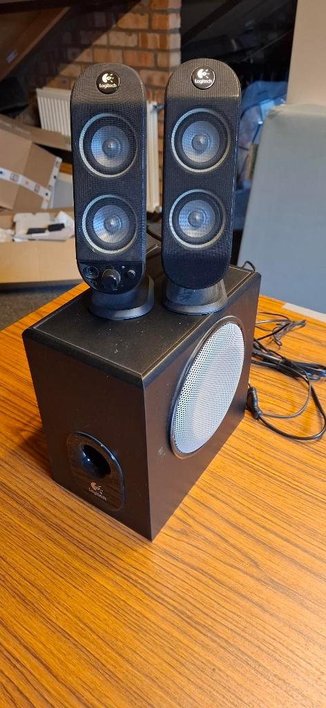 Logitech speaker2.1, Computers en Software, Pc speakers, Ophalen, Zo goed als nieuw, Audiokanaal 2.1, LOGITECH (creative)