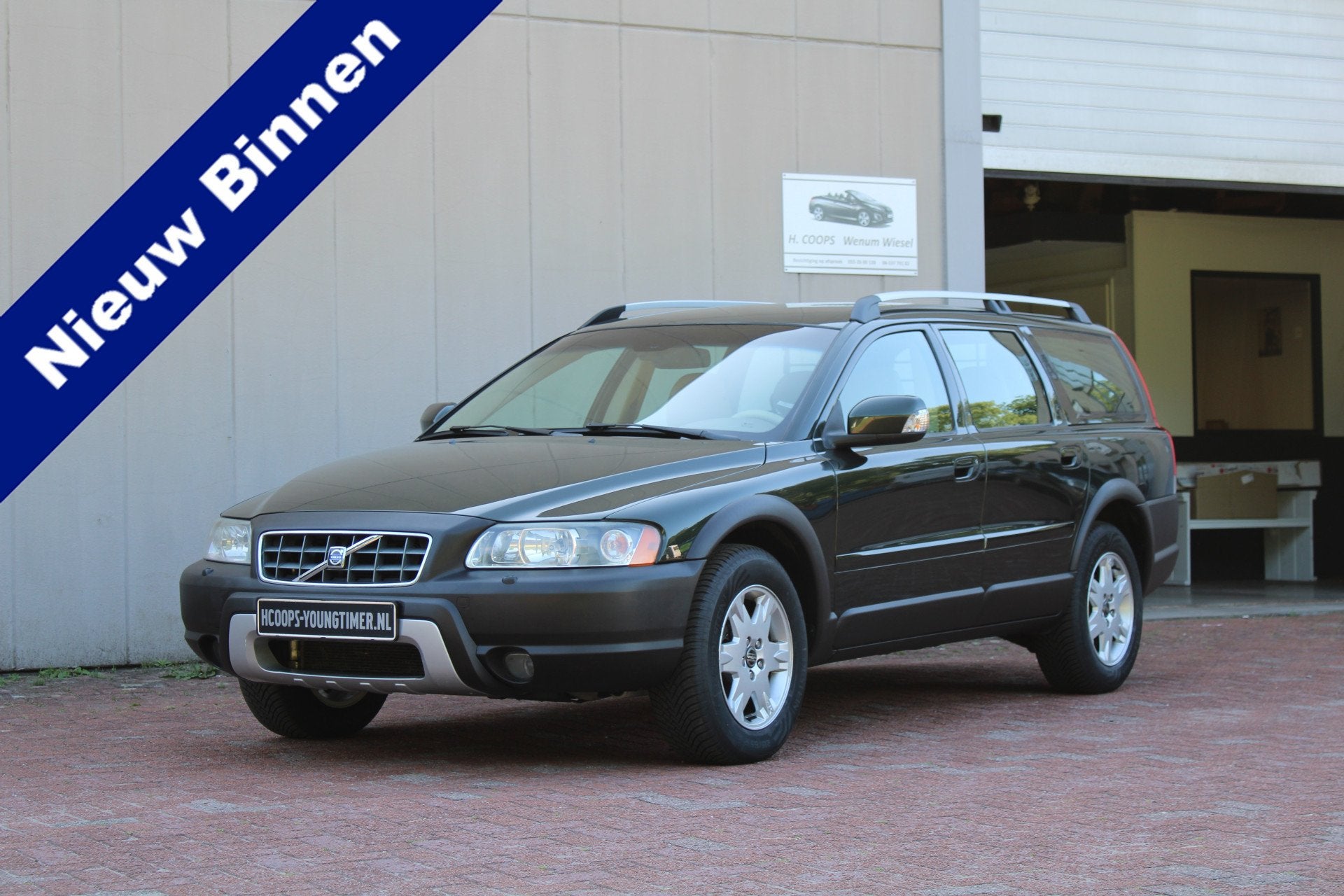 Volvo XC70 2.5 T Summum AUTOMAAT YOUNGTIMER (bj 2006), Auto's, Volvo, Automaat, Met garantie (alle), XC70, 2521 cc