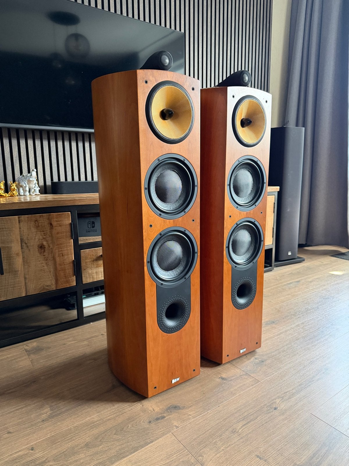 Mooie B&W 803N Nautilus Cherrywood Luidsprekers, 150 watt of meer, Vloerstaande luidspreker, Basreflex, Ophalen of Verzenden