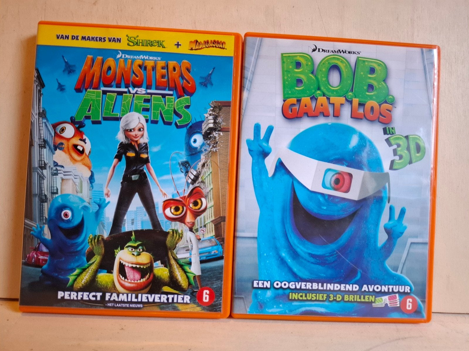 Monsters vs Aliens + Bob gaat Los 3D - Animatie - 2 DVD Set, Cd's en Dvd's, Dvd's | Tekenfilms en Animatie, Tekenfilm, Amerikaans