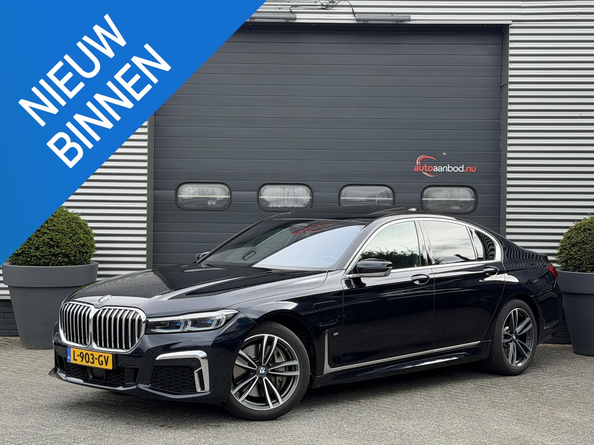 BMW 7-serie 745e High Executive M-Sport | Panoramadak | 360*, Auto's, Achterwielaandrijving, Gebruikt, 394 pk, Zwart
