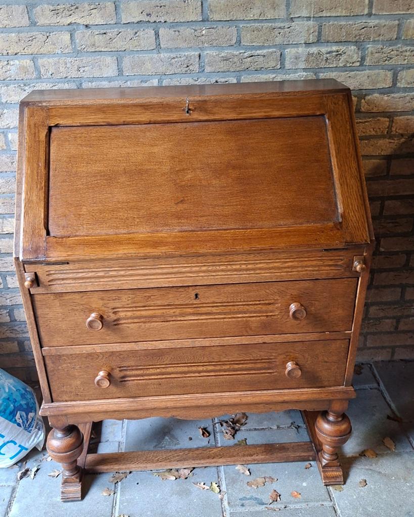 Antieke eiken secretaire ., Ophalen