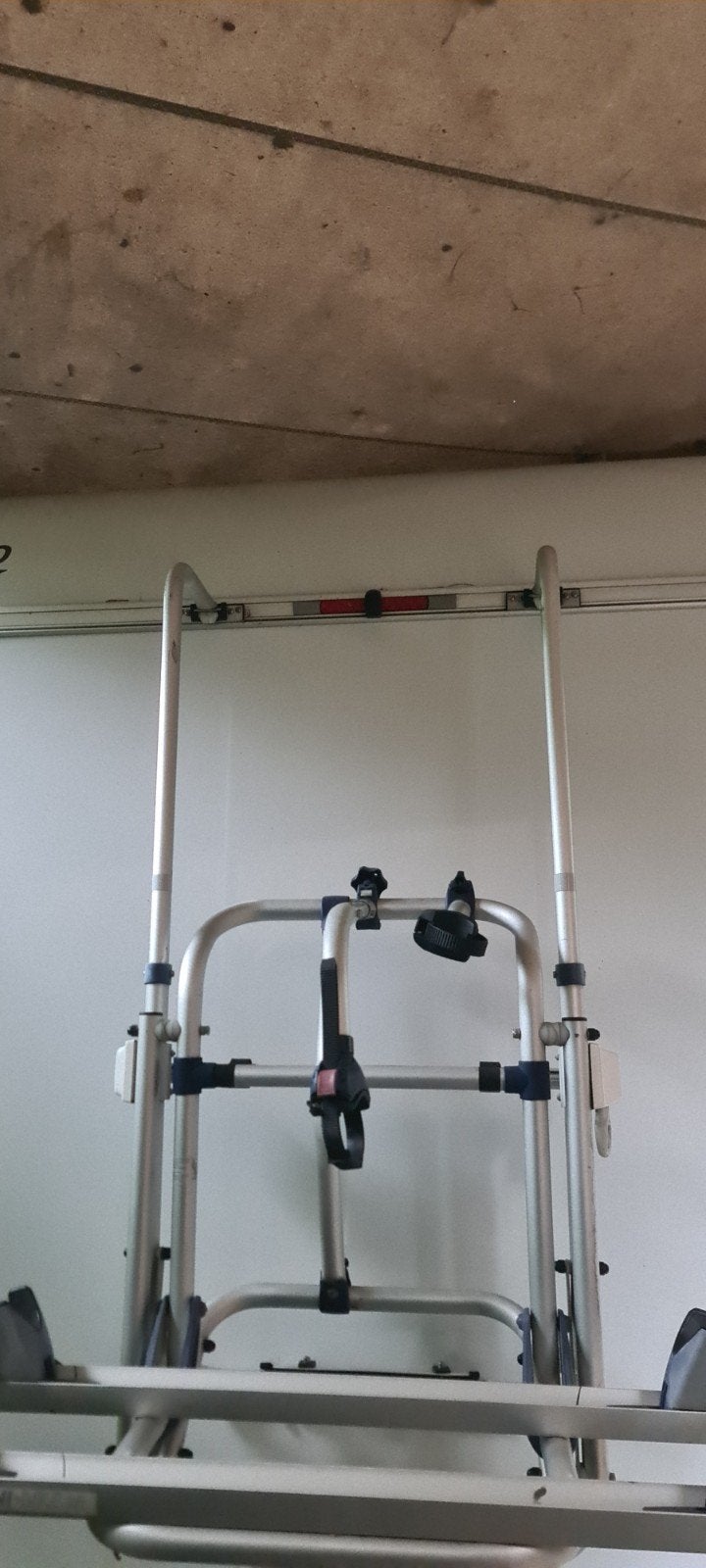 camper fietsendrager met lift, Ophalen of Verzenden, 2 fietsen, Gebruikt, Achterklepdrager