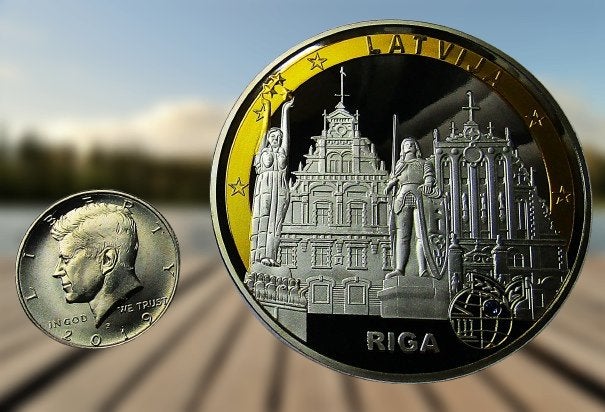 **  "Neue Euroländer-Giganten" herdenkingsmedaille - RIGA  *, Verzenden, Overige materialen, Buitenland