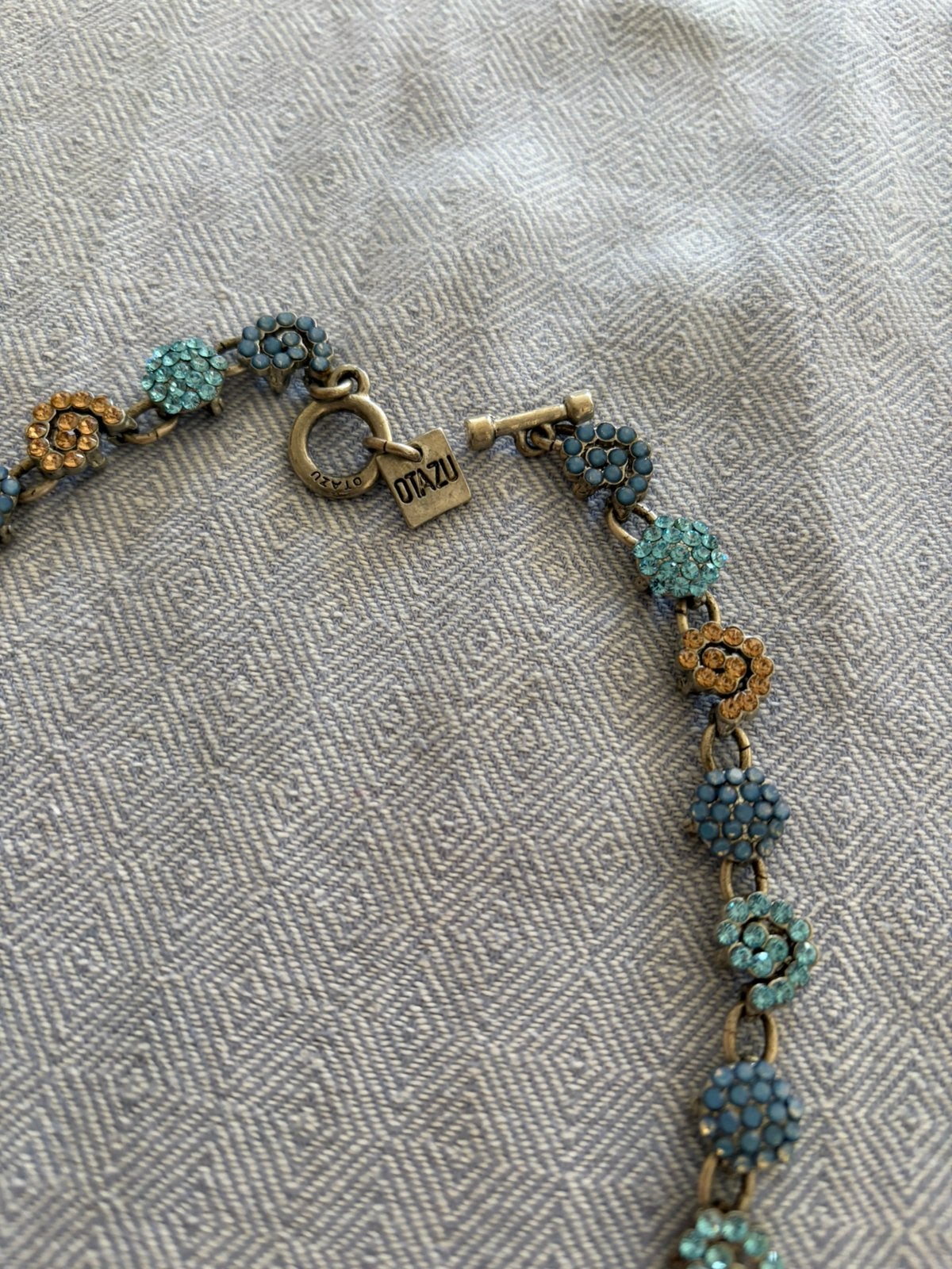 Foto 3 van Otazu ketting