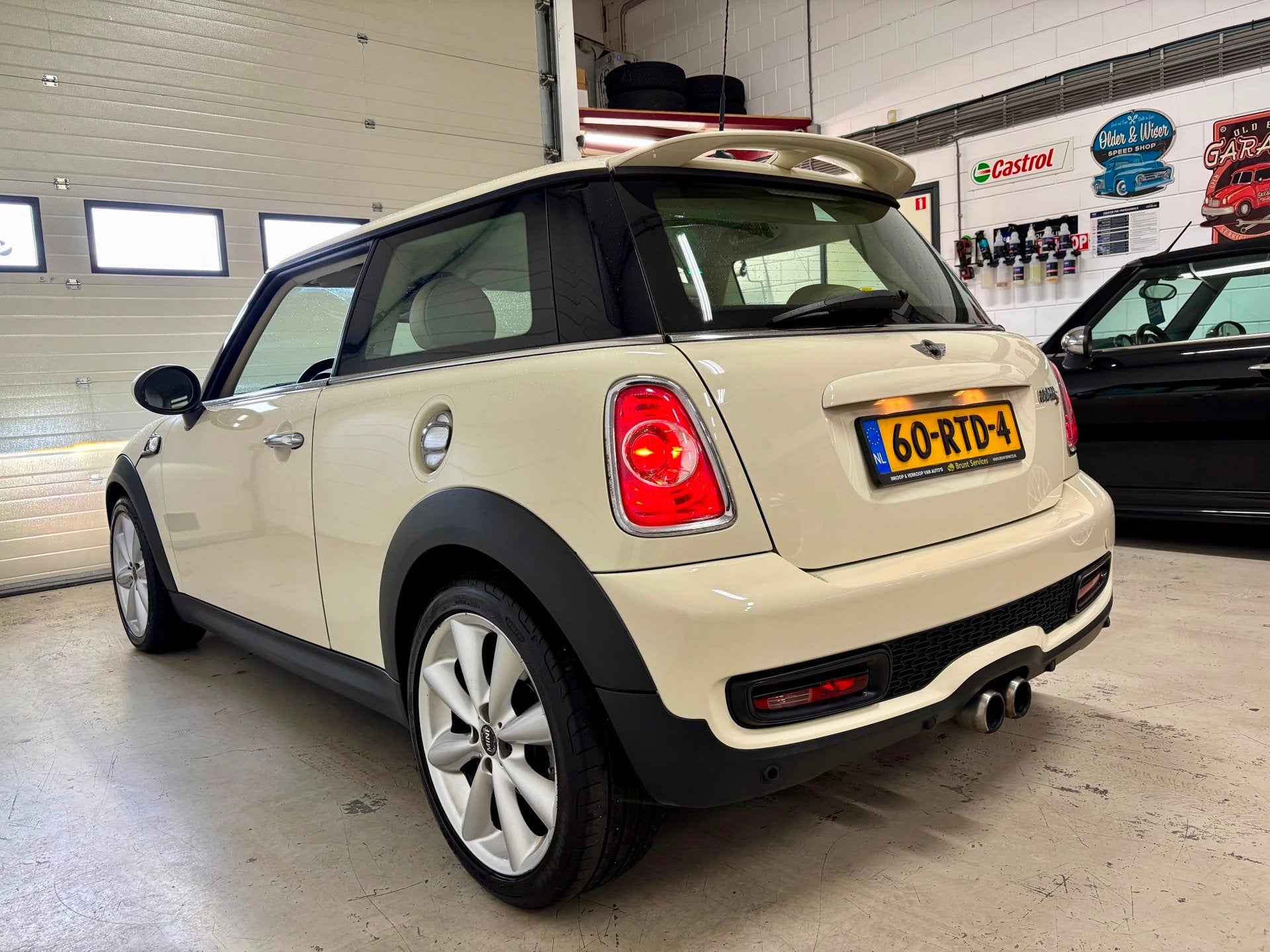 Mini 3-Deurs 1.6 Cooper S Chili Bj.11|Xenon|184PK|Leer|Pdc|N, Voorwielaandrijving, Gebruikt, 4 cilinders, 4 stoelen