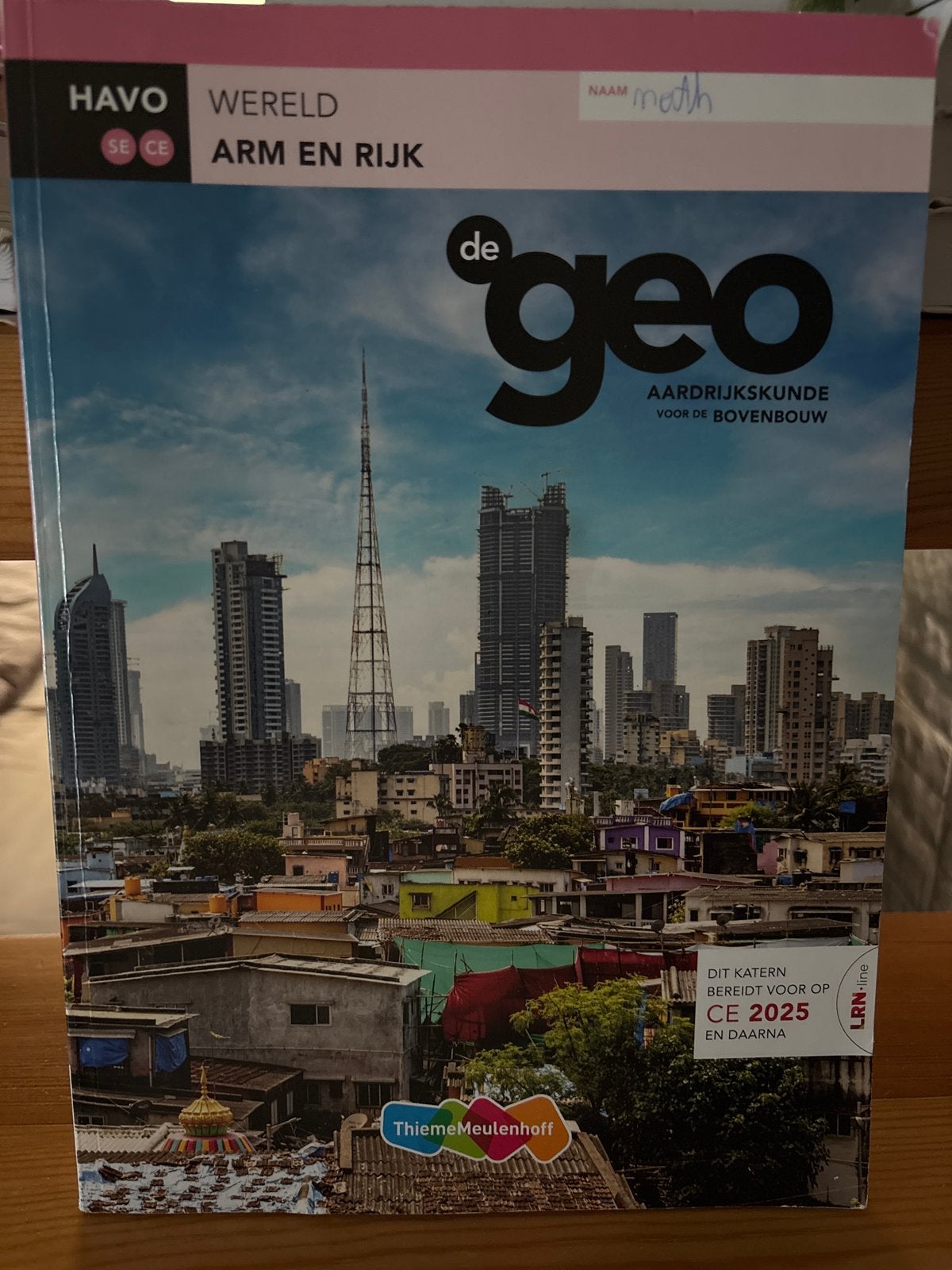 De Geo Aardrijkskunde HAVO Wereld Arm en Rijk (CE 2025), Boeken, Schoolboeken, Ophalen of Verzenden, Zo goed als nieuw, HAVO, Aardrijkskunde