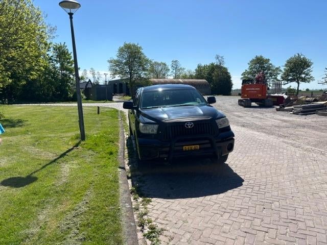 Toyota Tundra 2008, Automaat, Achterwielaandrijving, Zwart, Particulier