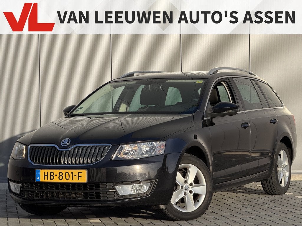 Skoda Octavia Combi 1.6 TDI Ambition | Automaat | Trekhaak, Auto's, Euro 5, Stof, Gebruikt, Zwart