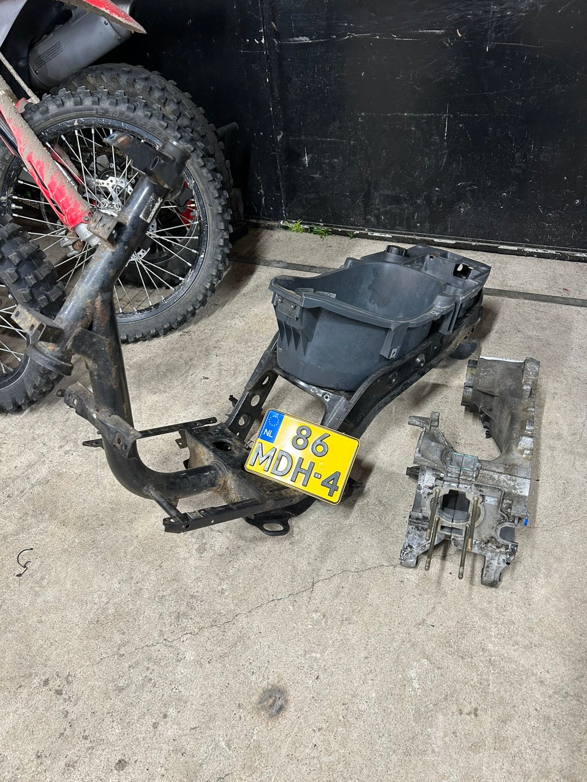 Piaggio zip 125cc a1 frame met bijbehorende carters, Ophalen of Verzenden