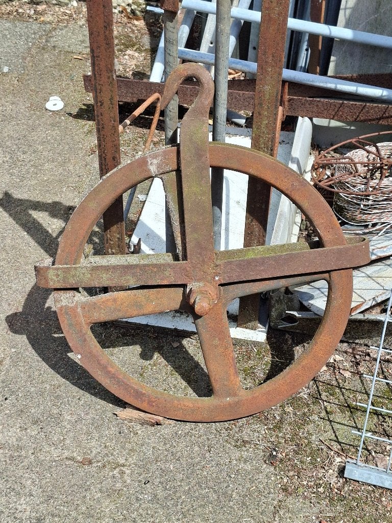 wiel ijzer  hijswiel 50 cm  compleet, Ophalen