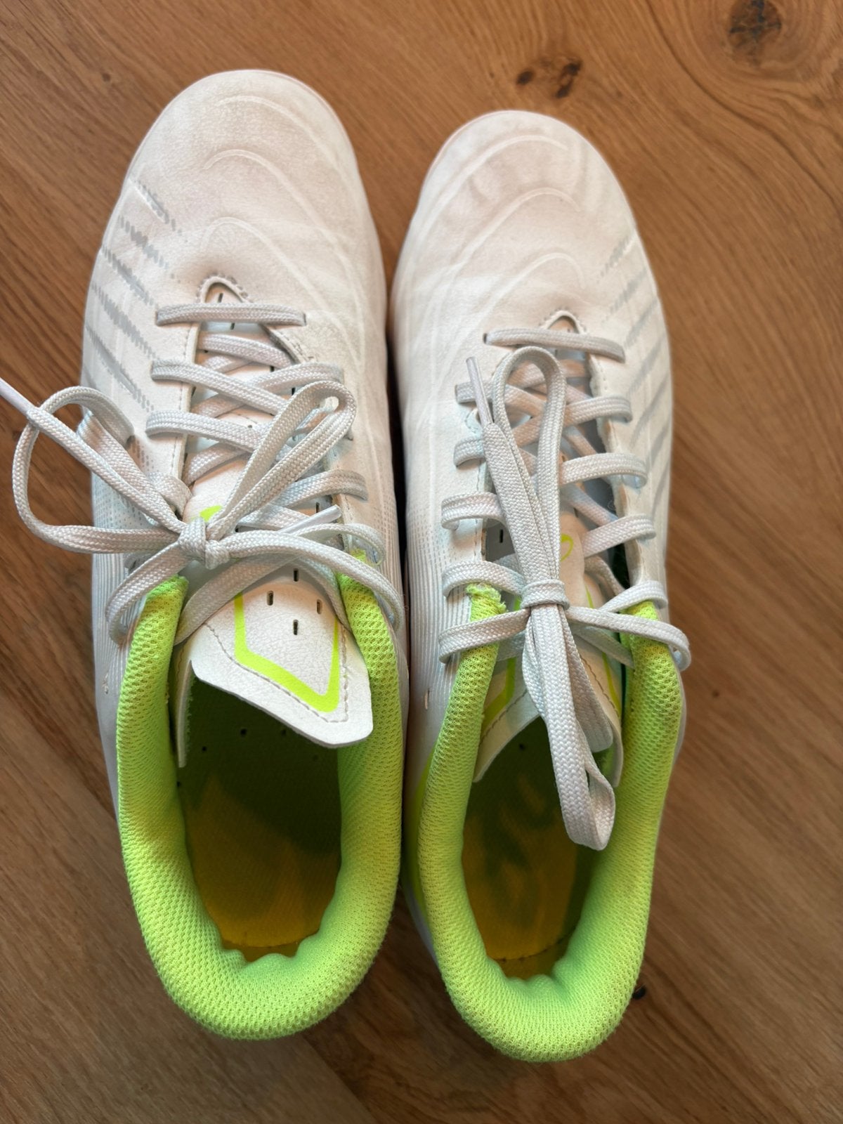 Zaalsportschoenen, Gebruikt, Maat XS of kleiner, Schoenen, Ophalen of Verzenden