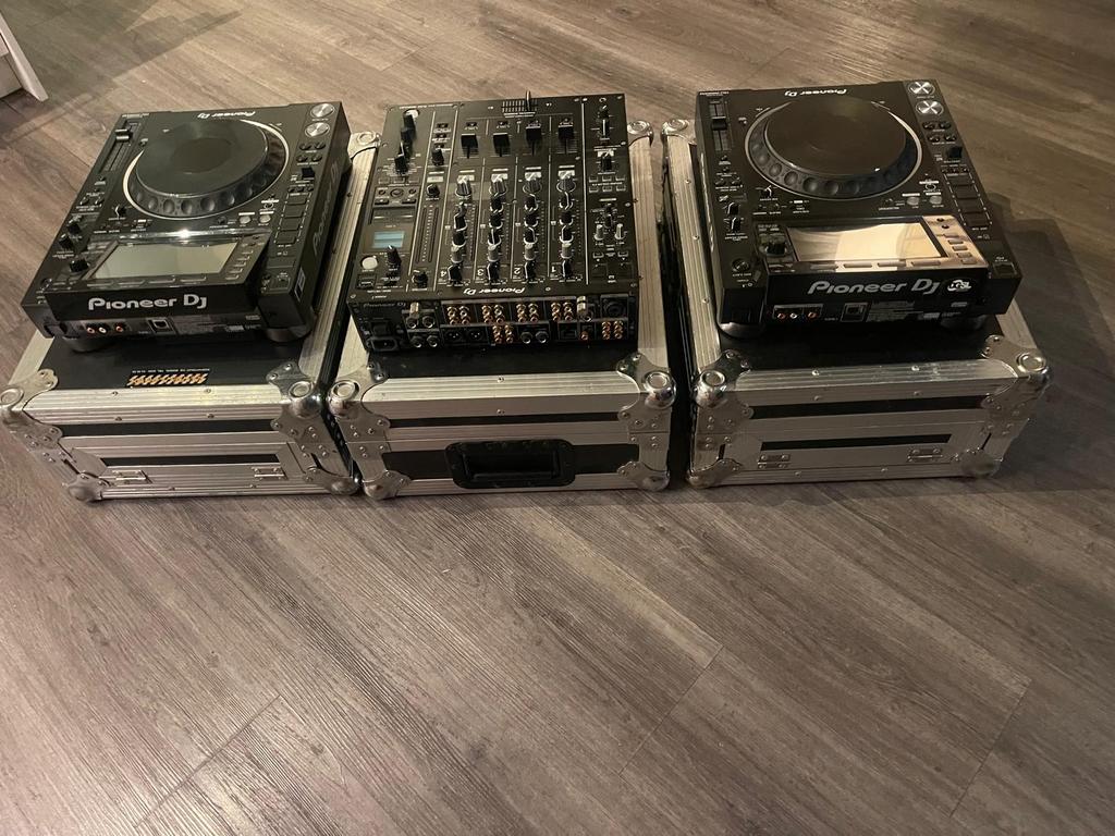 Pioneer CDJ2000 NXS2 & DJM900NXS2, Muziek en Instrumenten, Dj-sets en Draaitafels, Ophalen of Verzenden, Gebruikt, Dj-set, Pioneer
