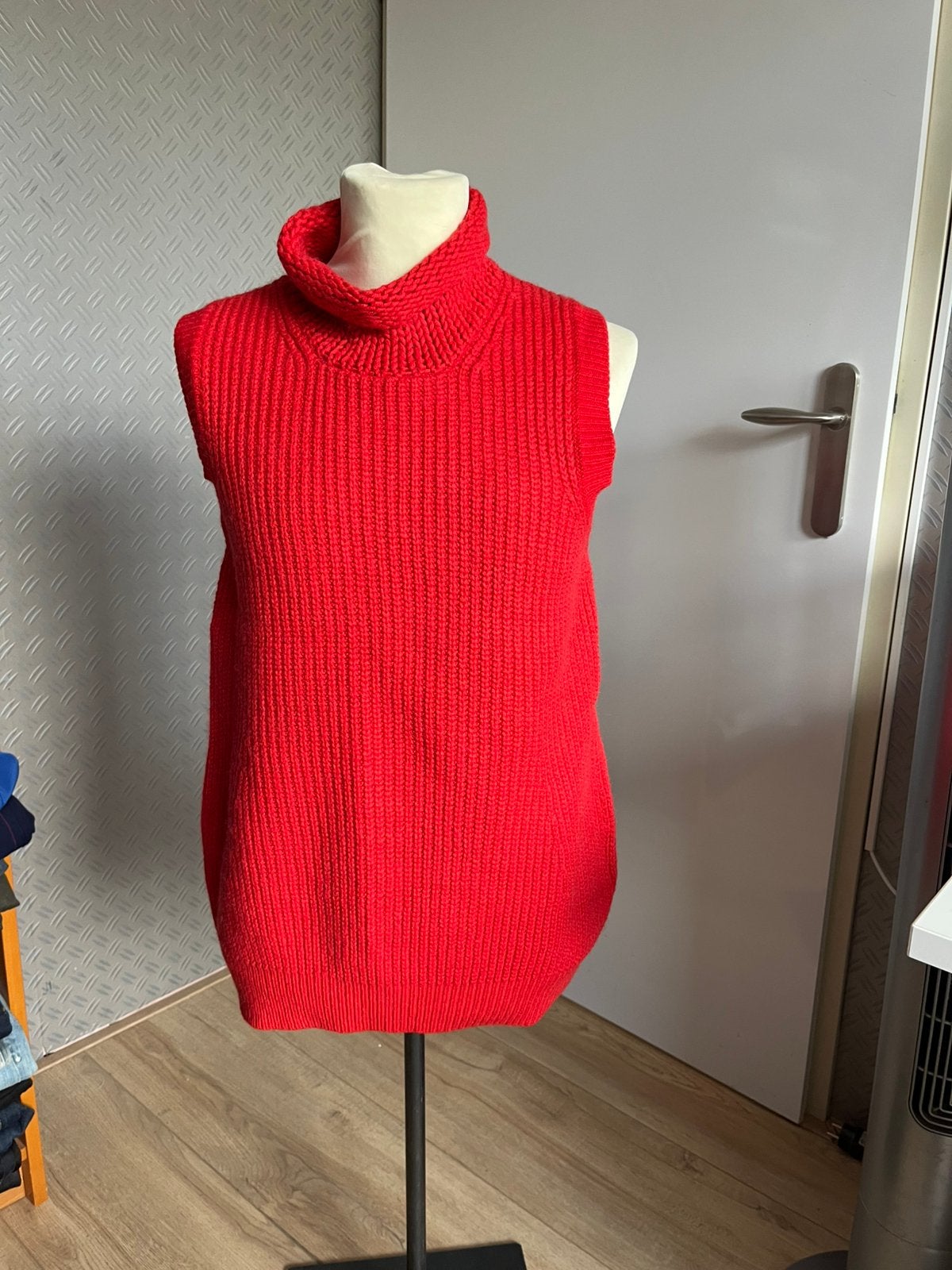 Marccain spencer wolmix 44, Kleding | Dames, Ophalen of Verzenden, Zo goed als nieuw, Maat 42/44 (L), Rood