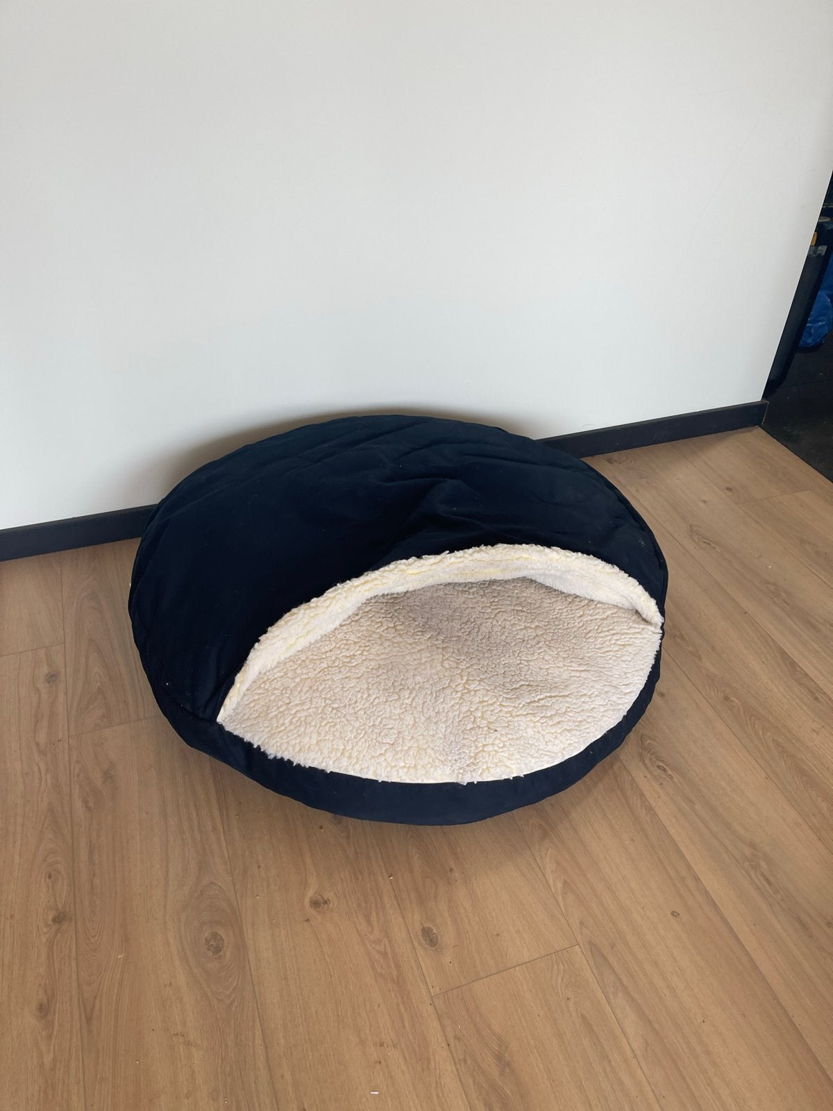 Cozy Cave XL voor honden - Donker Blauw, Ophalen of Verzenden, Zo goed als nieuw