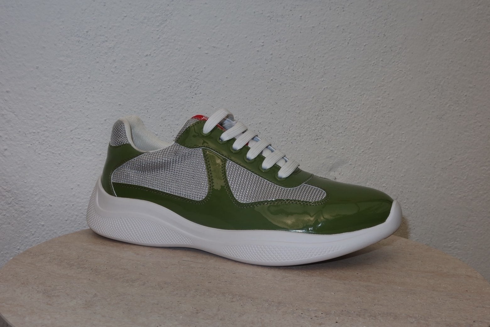 Prada Sneakers Groen - Nieuw in doos, Ophalen of Verzenden, Nieuw, Sneakers of Gympen