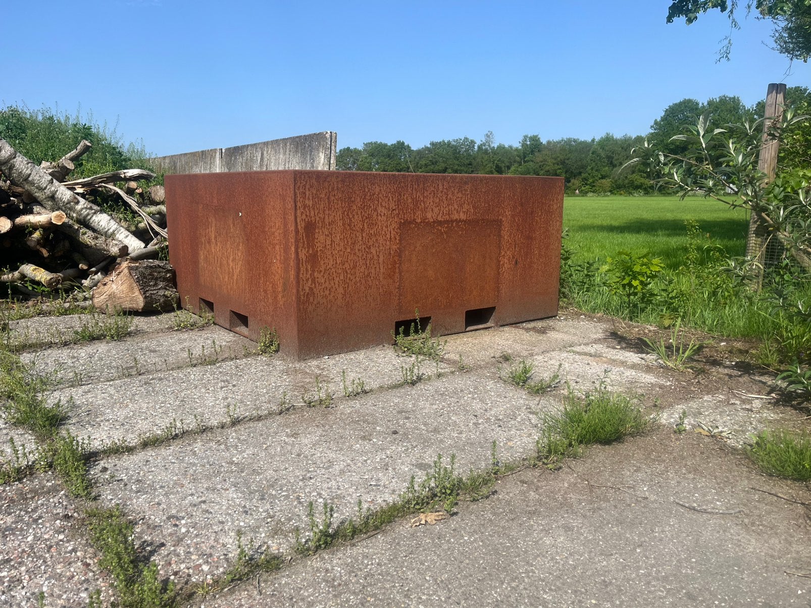 Cortenstalen bloembak 160 x 160, Ophalen, Zo goed als nieuw, Rond, Hout