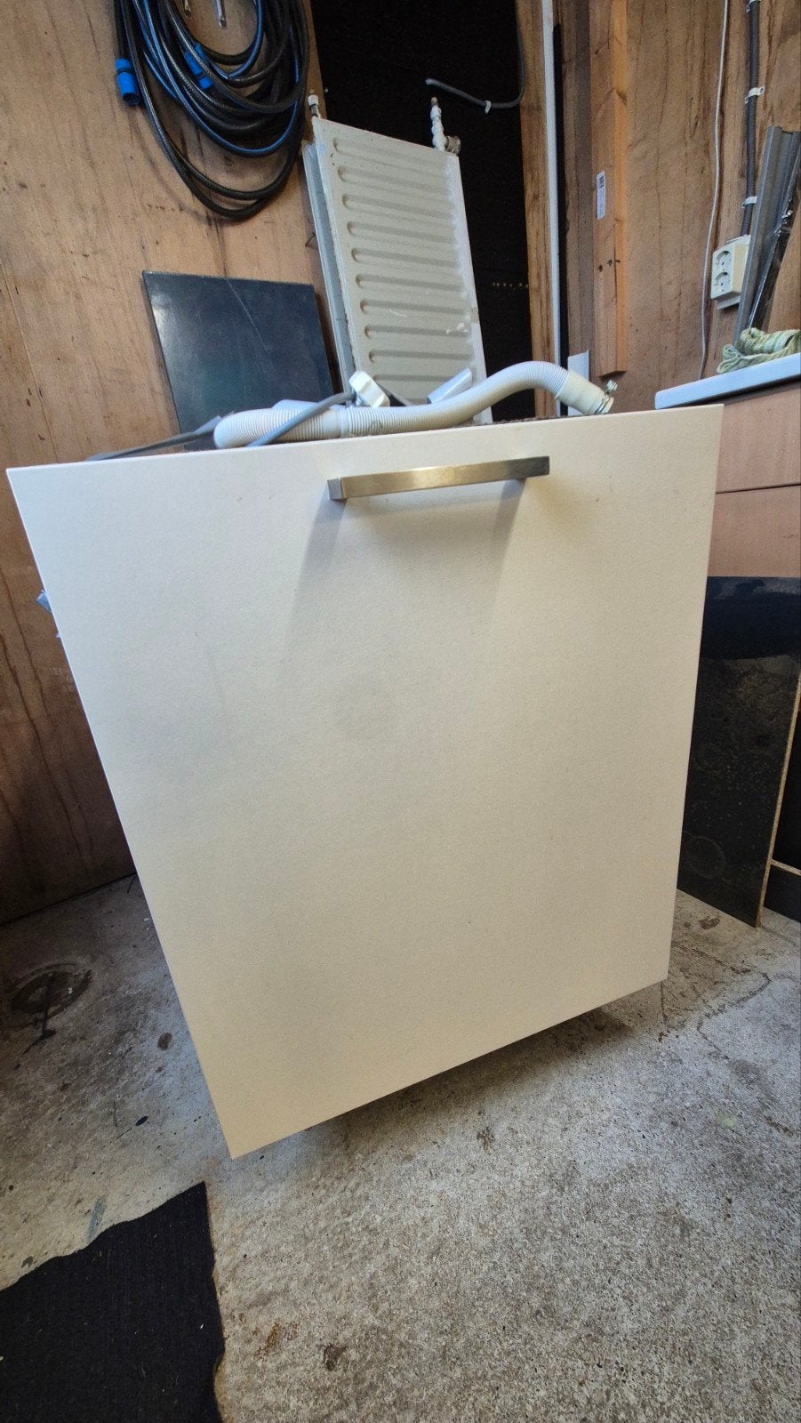 Witte Ignis vaatwasser – werkt goed, Ophalen, 85 tot 90 cm