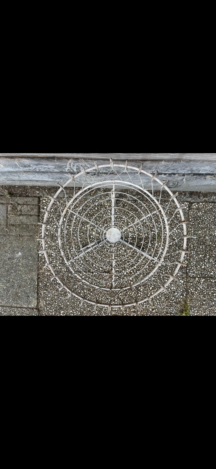 Brocante ijzeren tafeltje, Tuin en Terras, Ophalen, Zo goed als nieuw, Rond, Metaal