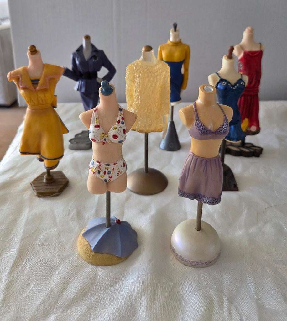 The latest thing, 8 x torso, Ophalen of Verzenden, Zo goed als nieuw