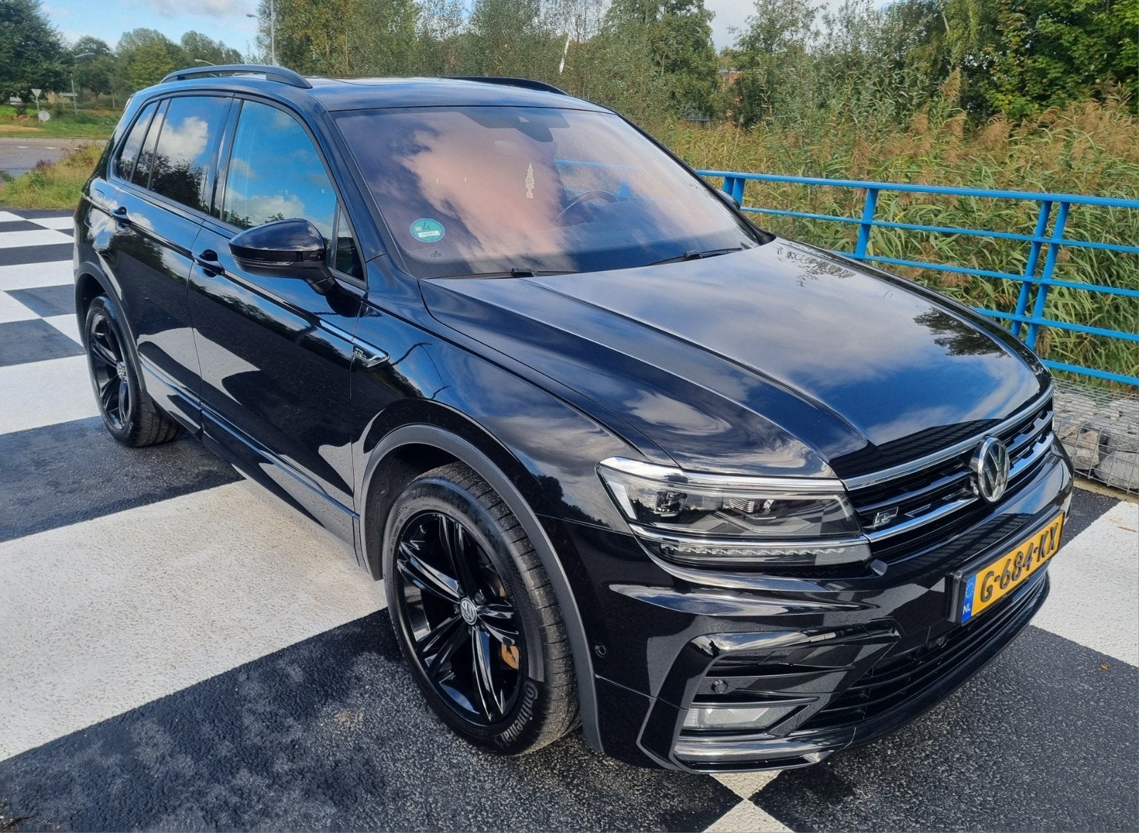 Volkswagen Tiguan 2.0 TSI 300pk 4Motion DSG 2019 Zwart, Zwart, 1984 cc, 2500 kg, Zwart