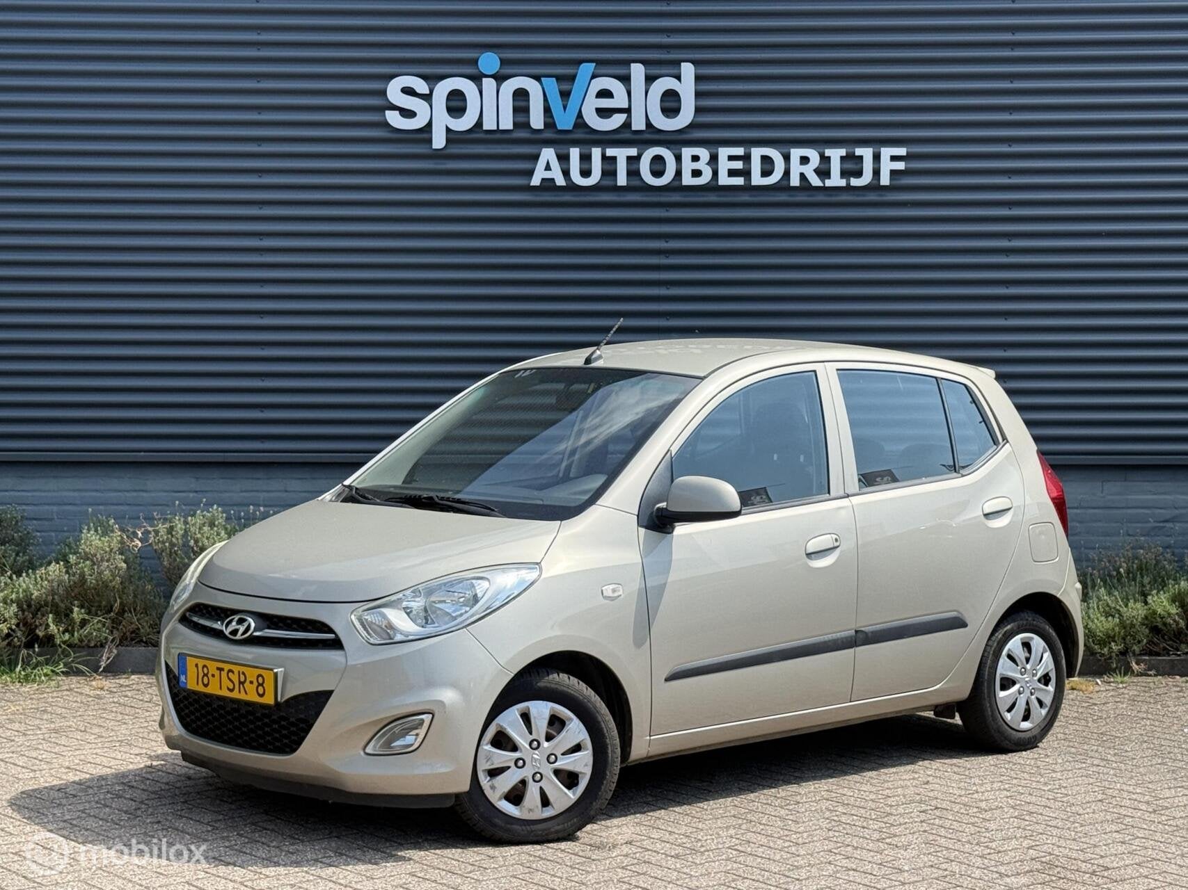 Hyundai i10 1.2 i-Motion - Airco - Elektrische ramen -, Euro 5, Gebruikt, 31 €/maand, 4 cilinders